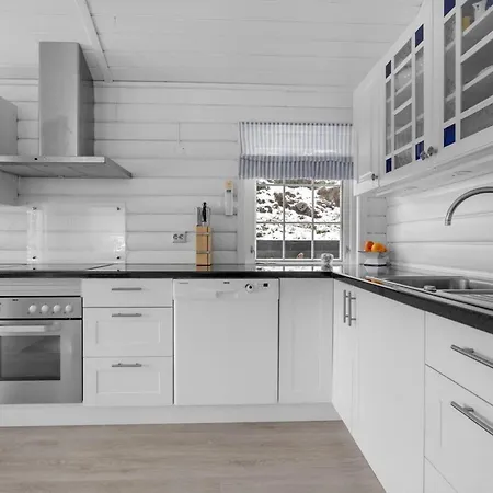 Holiday home 8 Person In Lindesnes *